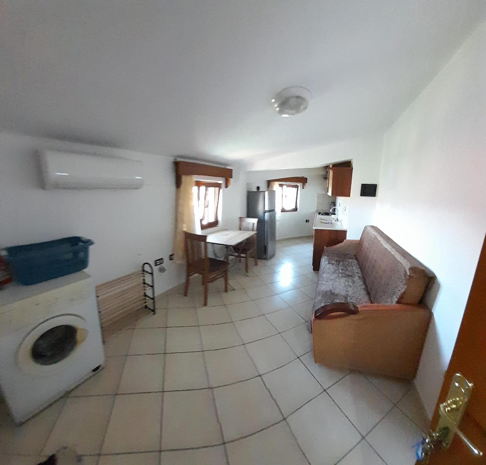 Aleksi&Eli Apartment Shkoder Bilik gambar