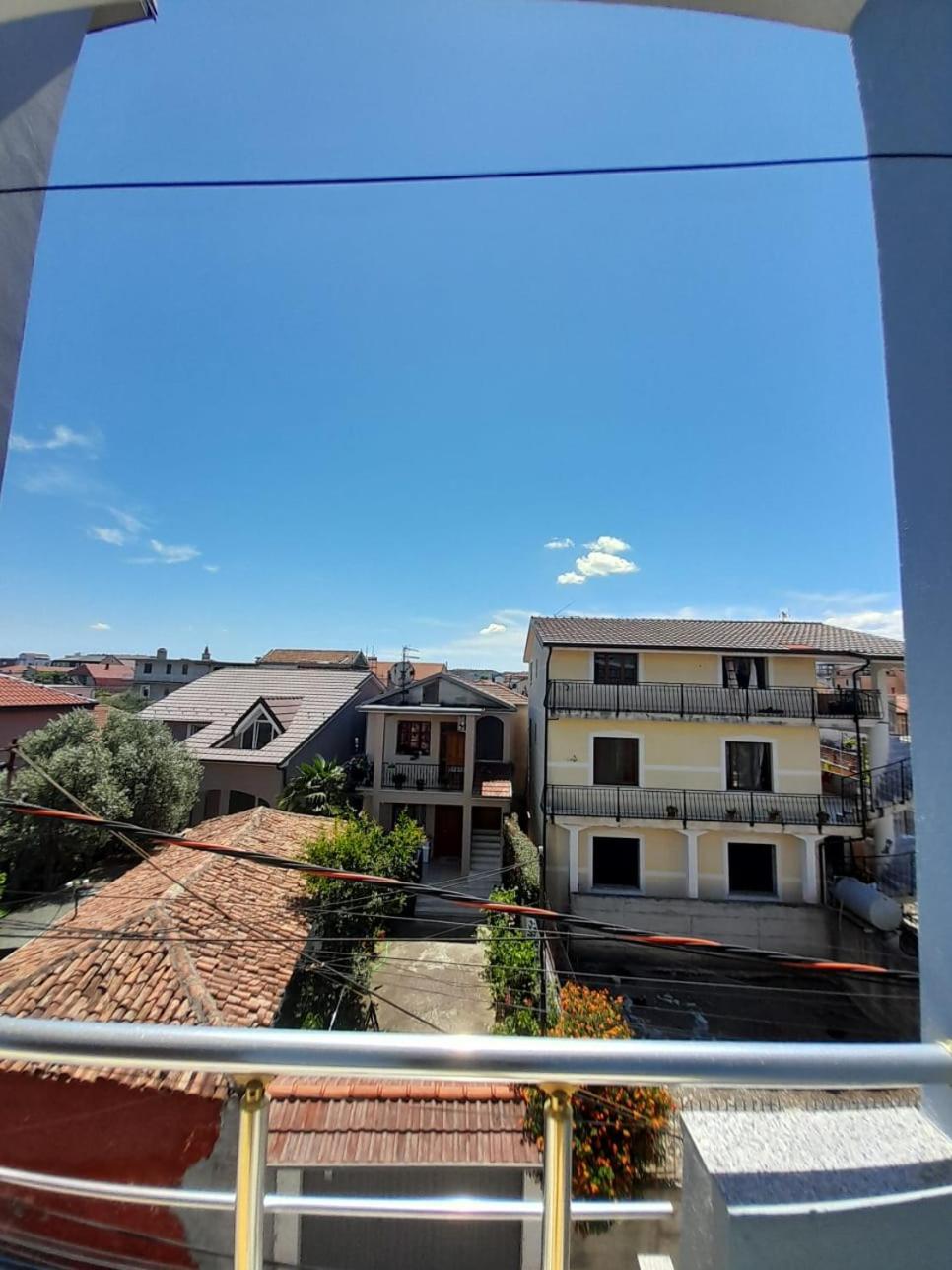 Aleksi&Eli Apartment Shkoder Luaran gambar