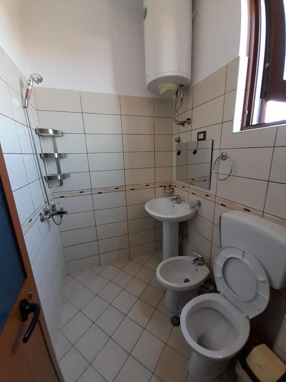 Aleksi&Eli Apartment Shkoder Luaran gambar